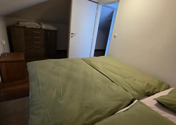 Hano-divina * Simony